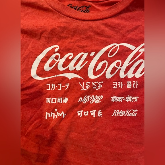 Coca-Cola Coca Cola Red Foreign Language Logo Tee Size Small - Women. - Picture 6 of 6